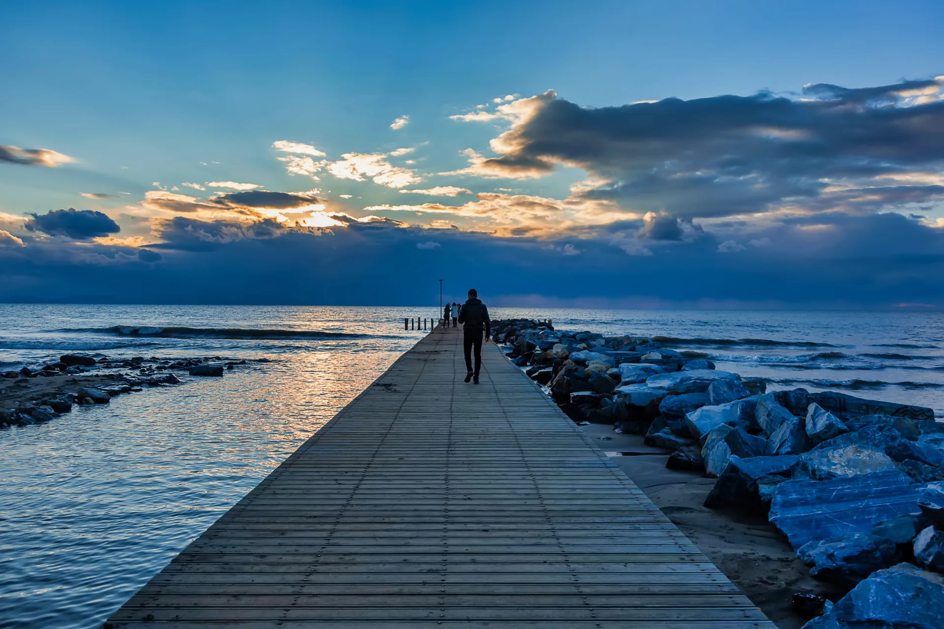 pamucak beach